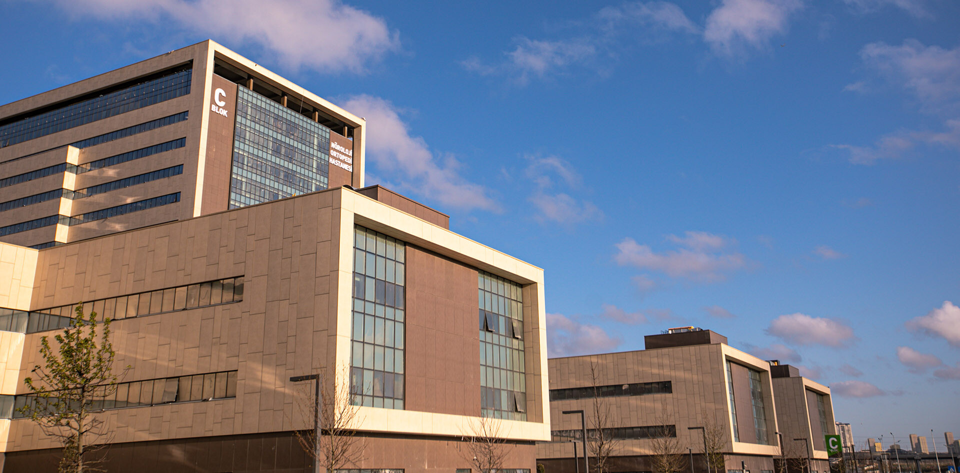 basaksehir-cam-ve-sakura-sehir-hastanesi
